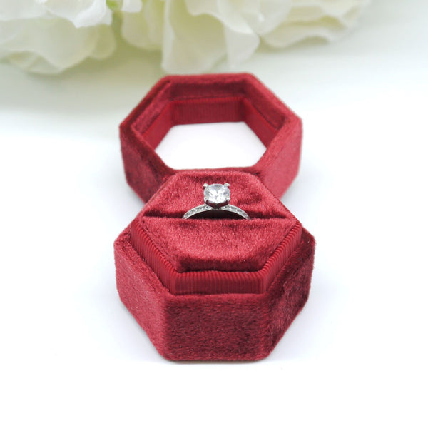 Red Hexagon Single Velvet Ring Box