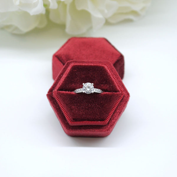 Red Hexagon Single Velvet Ring Box