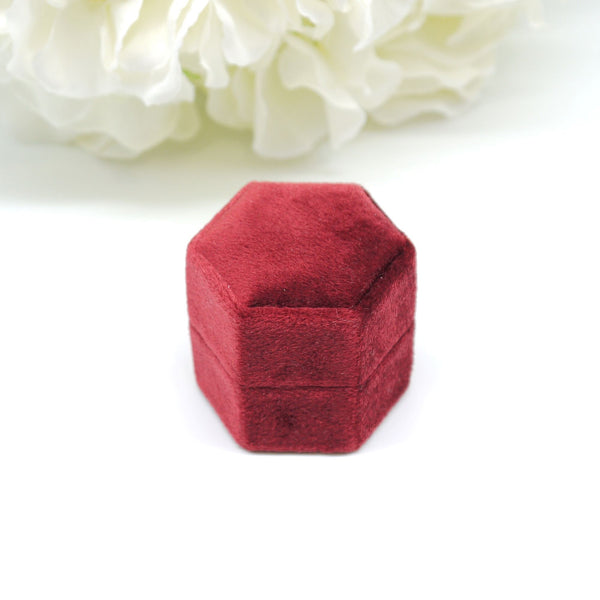 Red Hexagon Single Velvet Ring Box